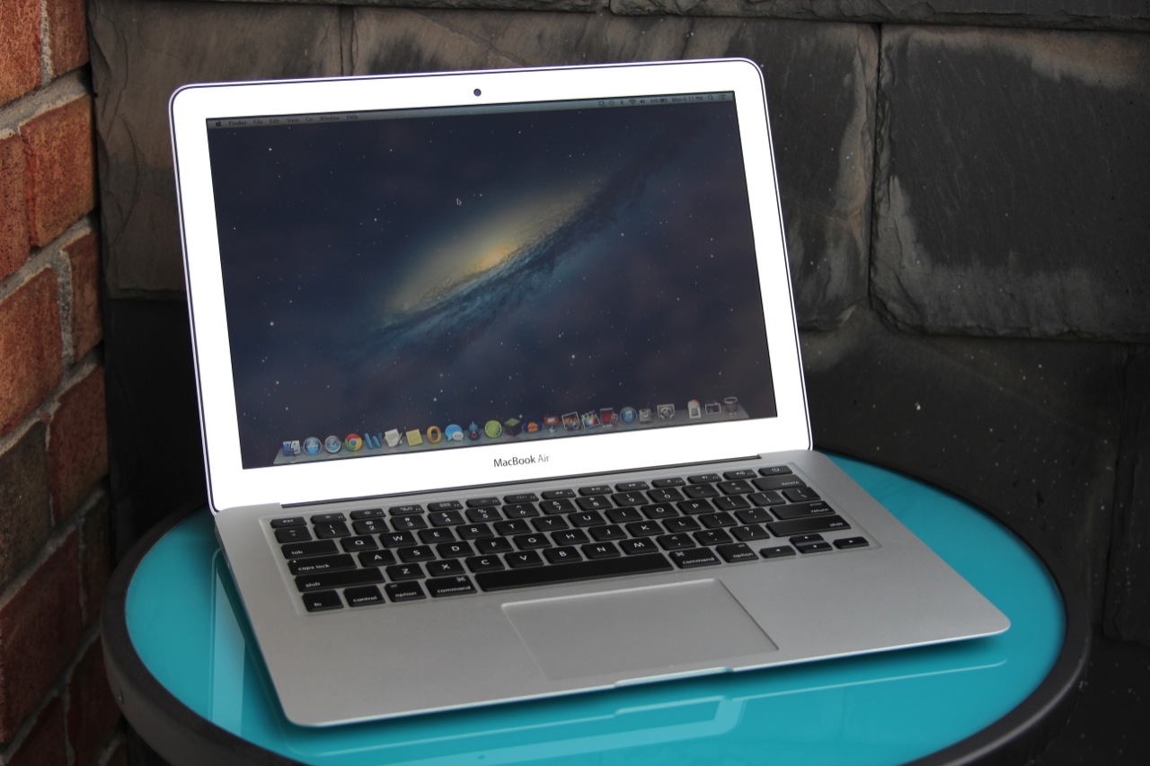 2013-era Macs like this MacBook Air are the oldest things that Big Sur will officially run on.