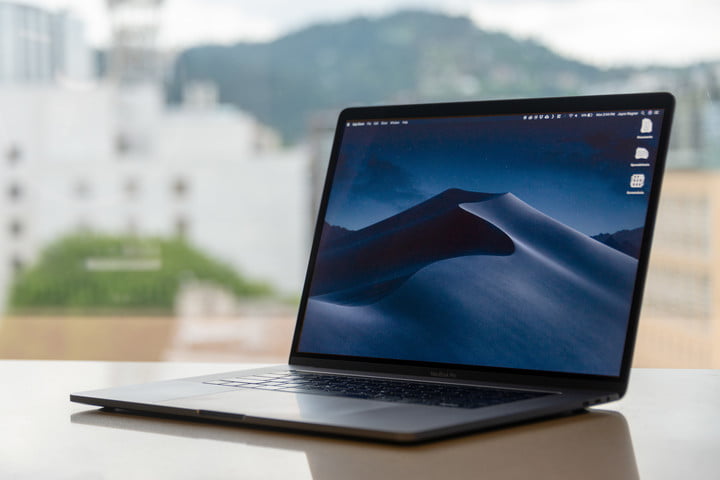Apple MacBook Pro 15 vs. HP Spectre x360 15 | TechNewsBoss.com